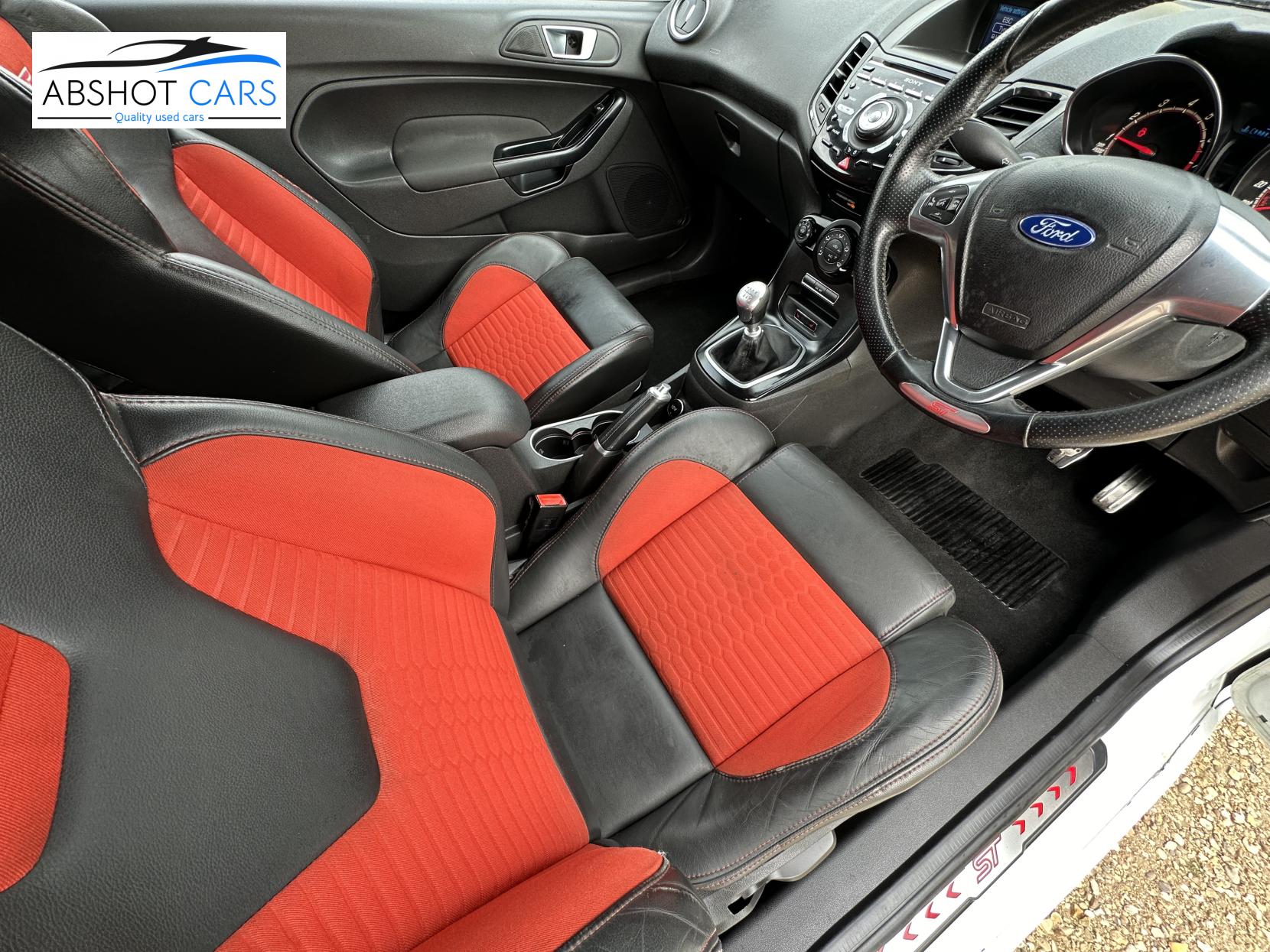 Ford Fiesta 1.6T EcoBoost ST-2 Hatchback 3dr Petrol Manual Euro 5 (182 ps)