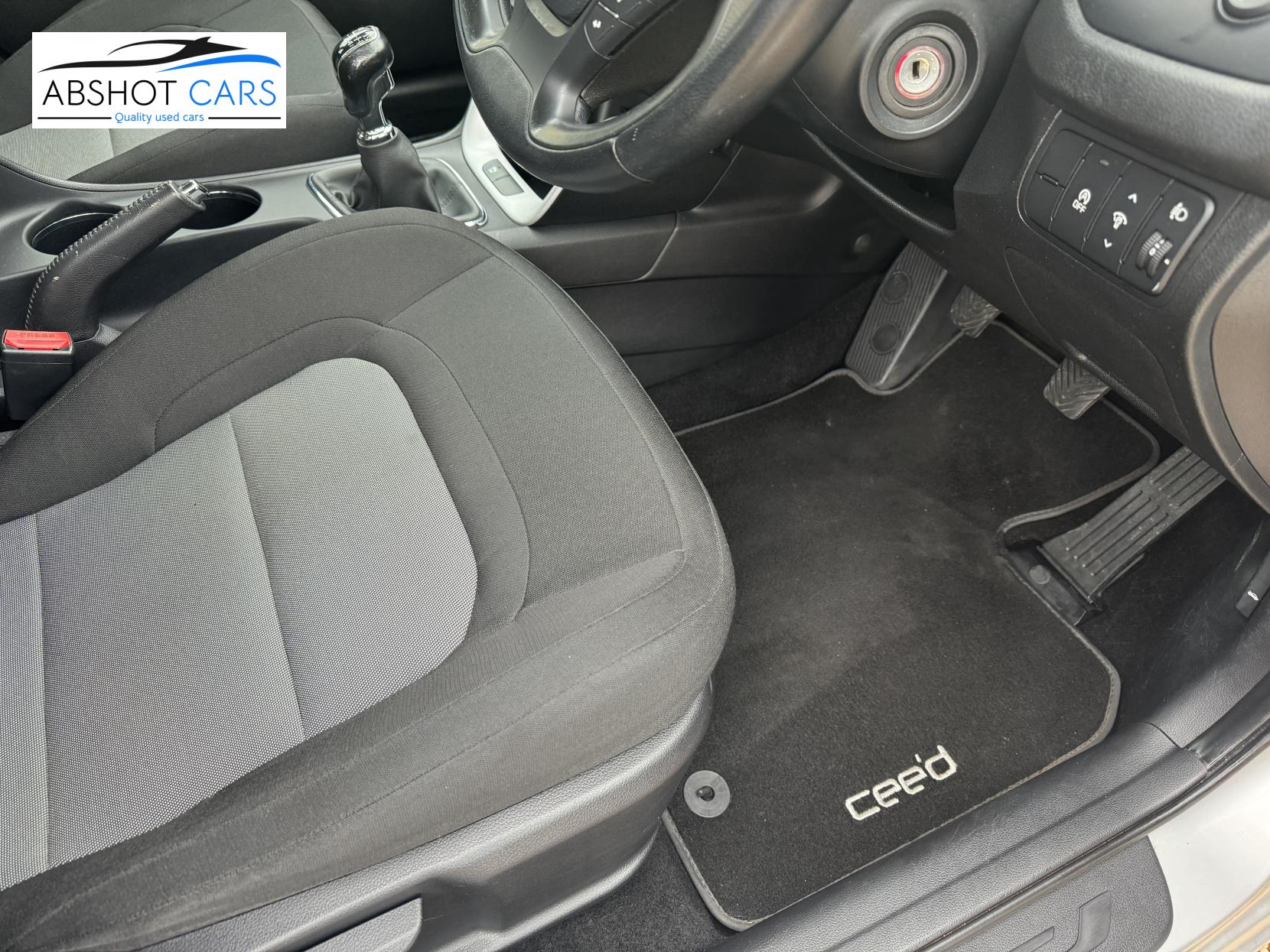 Kia Ceed 1.6 GDi EcoDynamics 2 Hatchback 5dr Petrol Manual Euro 5 (s/s) (133 bhp)