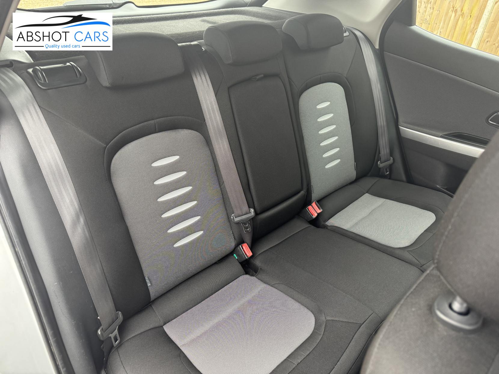 Kia Ceed 1.6 GDi EcoDynamics 2 Hatchback 5dr Petrol Manual Euro 5 (s/s) (133 bhp)