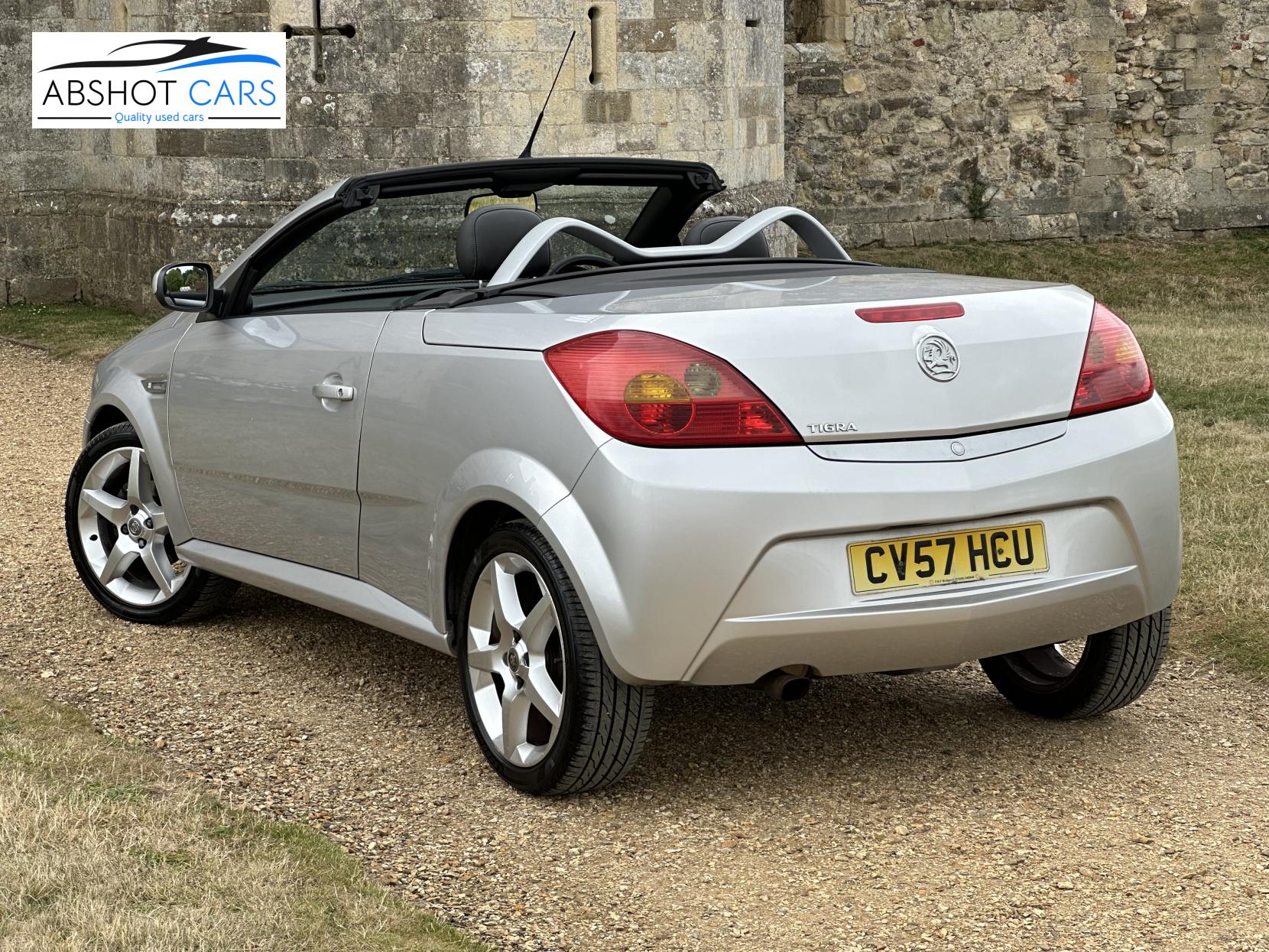 Vauxhall Tigra 1.4i 16v Exclusiv Convertible 2dr Petrol Manual (a/c) (146 g/km, 89 bhp)