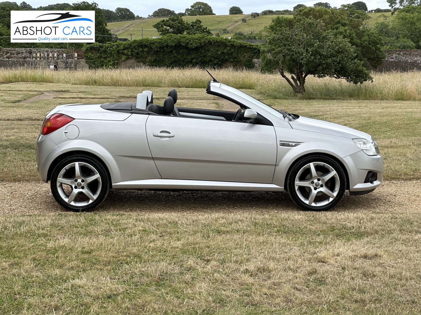 Vauxhall Tigra 1.4i 16v Exclusiv Convertible 2dr Petrol Manual (a/c) (146 g/km, 89 bhp)