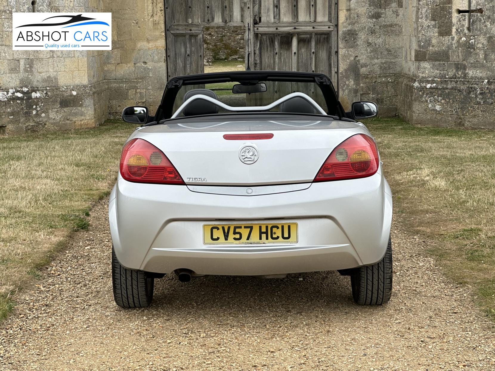 Vauxhall Tigra 1.4i 16v Exclusiv Convertible 2dr Petrol Manual (a/c) (146 g/km, 89 bhp)