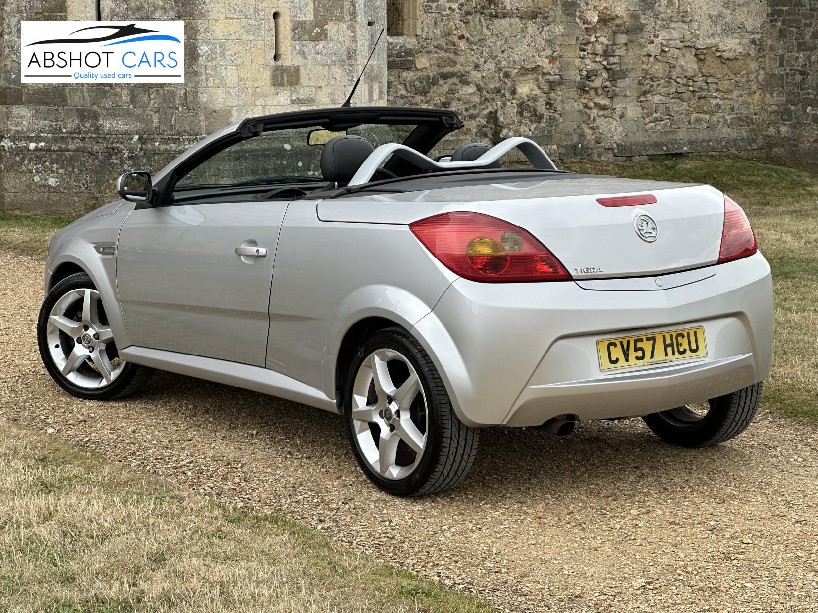 Vauxhall Tigra 1.4i 16v Exclusiv Convertible 2dr Petrol Manual (a/c) (146 g/km, 89 bhp)