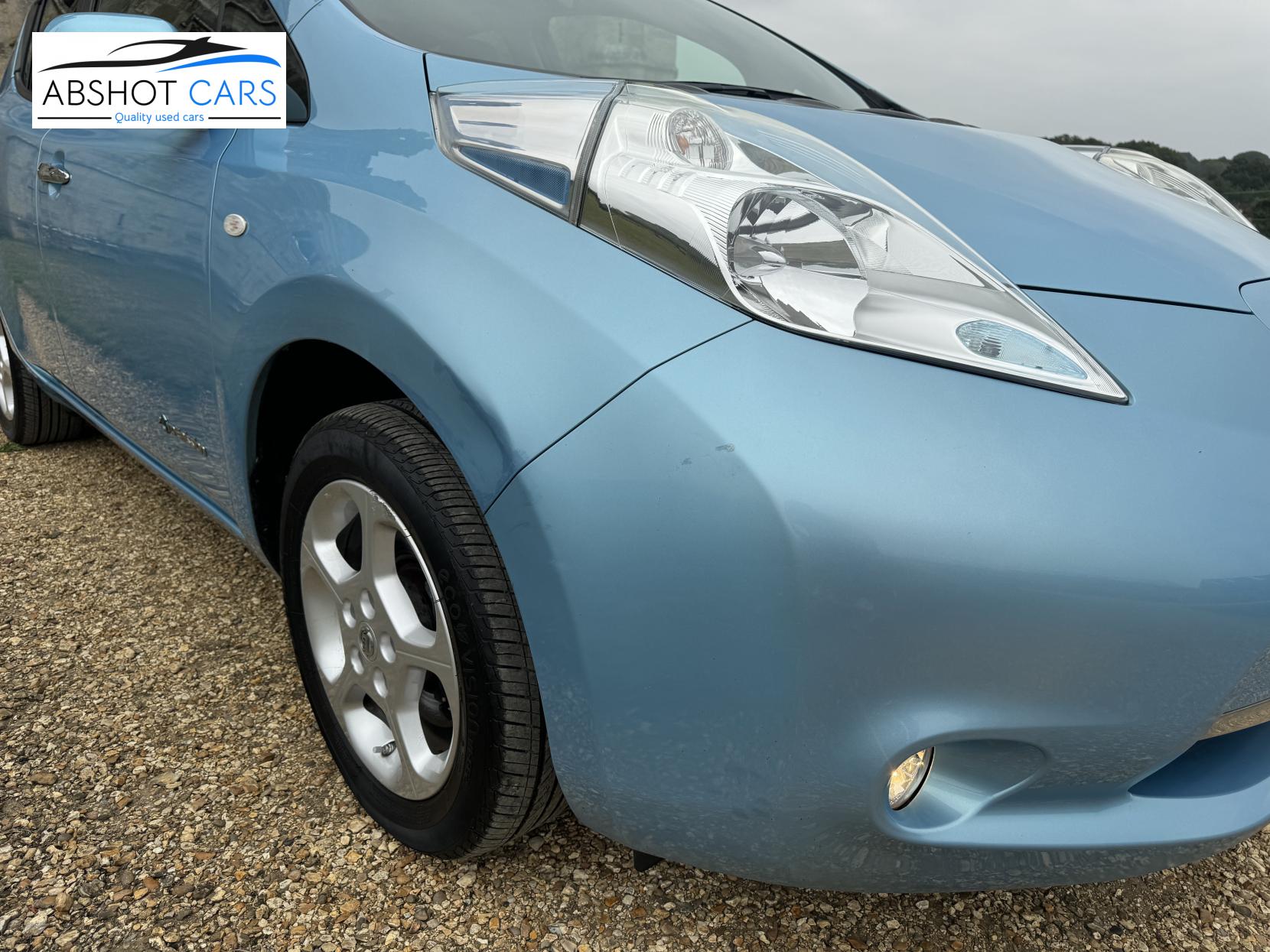 Nissan Leaf 24kWh Acenta Hatchback 5dr Electric Auto (107 bhp)