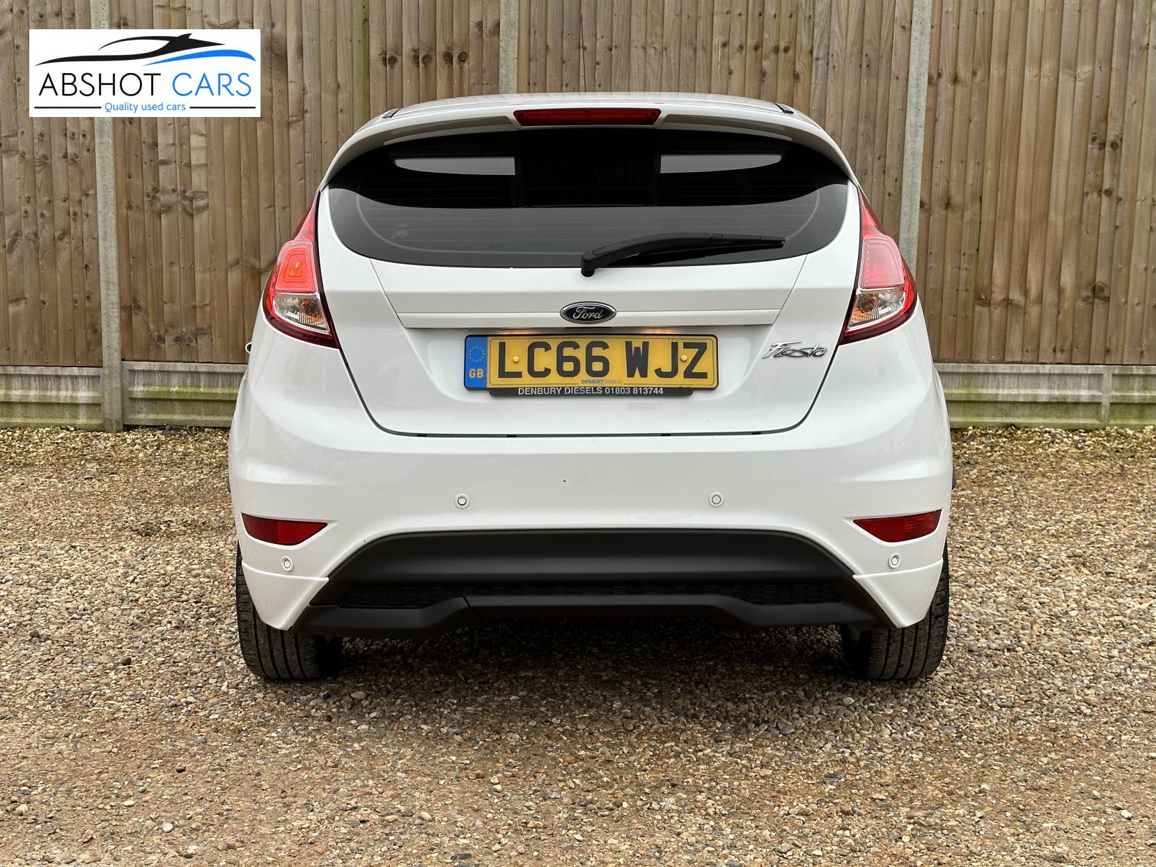 Ford Fiesta Van 1.5 TDCi Sport Panel Van 3dr Diesel Manual (94 g/km, 93.7 bhp)